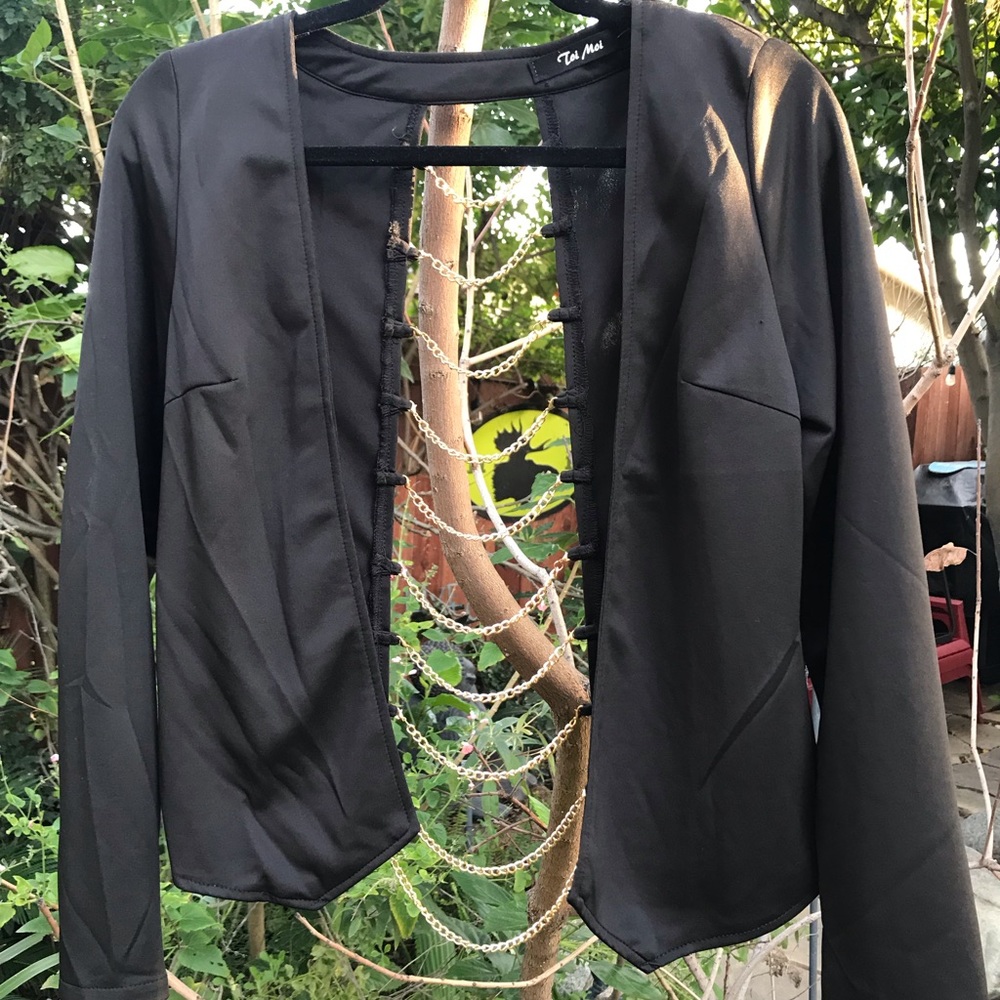 Black Jacket with open back chain. - Picture 2 of 4